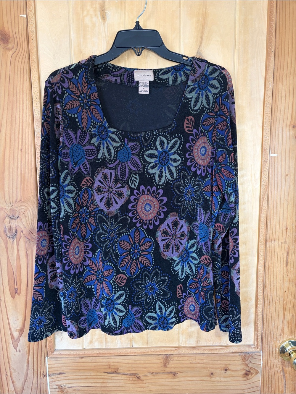 🍍5 for $30🍍 Choices Black Velvet Long Sleeve Top with Multicolor Floral Print